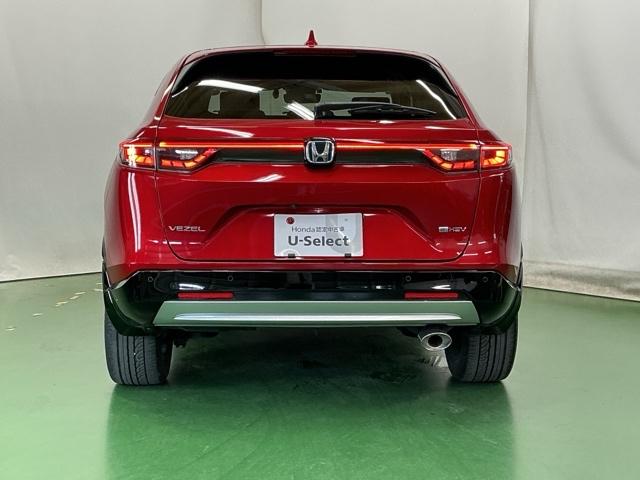 ヴェゼル ｅ：ＨＥＶＺ　ドラレコ　ナビ　Ｒカメラ　ブルートゥース　スマートキー＆プッシュスタート　サイドＳＲＳ　オートテールゲート　イモビ　地デジ　Ｂカメ　キーレスエントリー　Ｃソナー　ＵＳＢポート　ＰＳ　ＬＥＤライト　ＰＷ（9枚目）