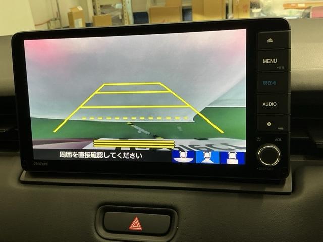 ヴェゼル ｅ：ＨＥＶＺ　ドラレコ　ナビ　Ｒカメラ　ブルートゥース　スマートキー＆プッシュスタート　サイドＳＲＳ　オートテールゲート　イモビ　地デジ　Ｂカメ　キーレスエントリー　Ｃソナー　ＵＳＢポート　ＰＳ　ＬＥＤライト　ＰＷ（12枚目）