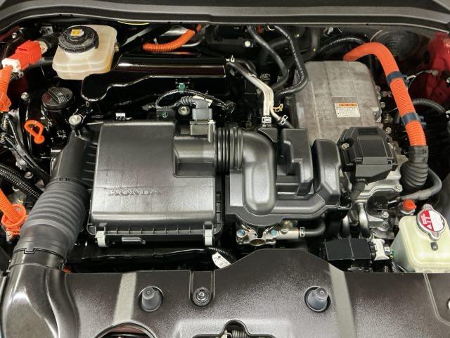 ヴェゼル ｅ：ＨＥＶＺ　ドラレコ　ナビ　Ｒカメラ　ブルートゥース　スマートキー＆プッシュスタート　サイドＳＲＳ　オートテールゲート　イモビ　地デジ　Ｂカメ　キーレスエントリー　Ｃソナー　ＵＳＢポート　ＰＳ　ＬＥＤライト　ＰＷ（32枚目）