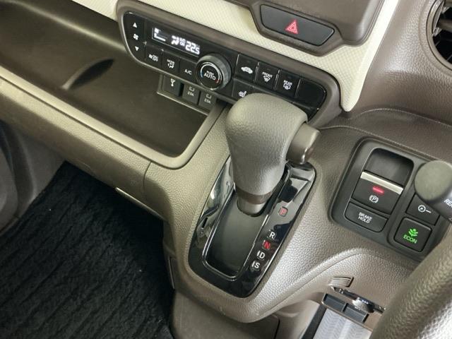 Ｎ－ＢＯＸ Ｌ　ナビ　Ｒカメラ　ブルートゥース　フルセグ　バックビューモニター　レーダクルーズ　キ－フリ－　ＥＴＣ付き　地デジチューナー　ＬＫＡＳ　パーキングセンサー　電動ミラー　盗難防止　前席シートヒーター　ＬＥＤ（17枚目）