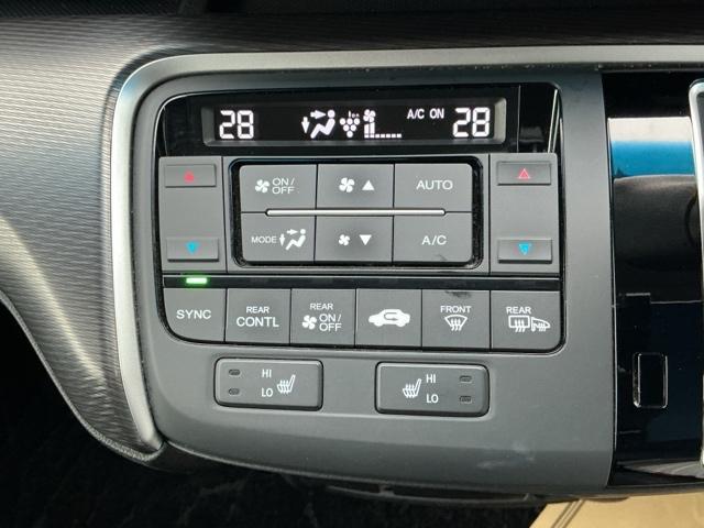 ステップワゴンスパーダ スパーダ・クールスピリットホンダセンシング　ドラレコ　ナビ　Ｒカメラ　ブルートゥース　ＵＳＢ接続　誤発進抑制機能　カーテンエアバック　スマートキ－　アイドリングＳＴＯＰ　リヤカメラ　パワーウインドウ　横滑り防止機能　シートヒータ　キーフリー（15枚目）