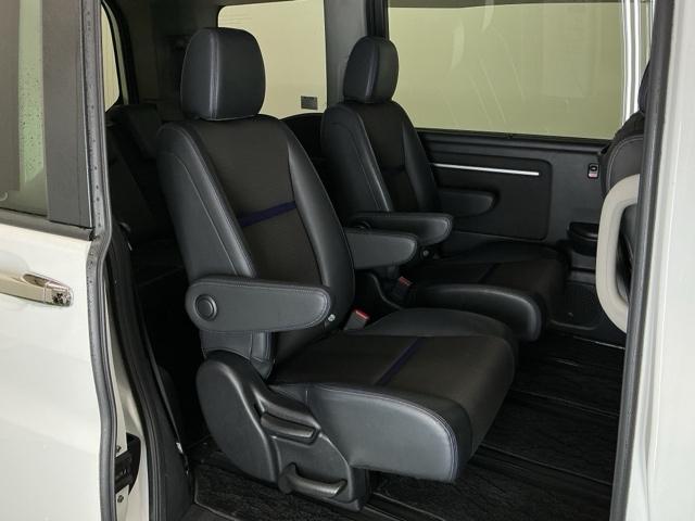 ステップワゴンスパーダ スパーダ・クールスピリットホンダセンシング　ドラレコ　ナビ　Ｒカメラ　ブルートゥース　ＵＳＢ接続　誤発進抑制機能　カーテンエアバック　スマートキ－　アイドリングＳＴＯＰ　リヤカメラ　パワーウインドウ　横滑り防止機能　シートヒータ　キーフリー（21枚目）