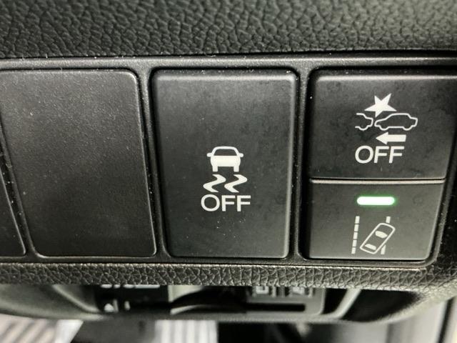 ステップワゴンスパーダ スパーダ・クールスピリットホンダセンシング　ドラレコ　ナビ　Ｒカメラ　ブルートゥース　ＵＳＢ接続　誤発進抑制機能　カーテンエアバック　スマートキ－　アイドリングＳＴＯＰ　リヤカメラ　パワーウインドウ　横滑り防止機能　シートヒータ　キーフリー（26枚目）