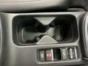 ｅ：ＨＥＶＺ　ナビ　Ｒカメラ　ブルートゥース　フルセグ　衝突回避支援ブレーキ機能　スマキ　Ｐトランク　フルオートエアコン　エアバッグ　両席エアバック　記録簿付　パワーウィンドウ　ＬＥＤランプ　ソナー　クルーズＣ（18枚目）