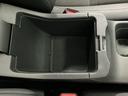 ｅ：ＨＥＶＺ　ナビ　Ｒカメラ　ブルートゥース　フルセグ　衝突回避支援ブレーキ機能　スマキ　Ｐトランク　フルオートエアコン　エアバッグ　両席エアバック　記録簿付　パワーウィンドウ　ＬＥＤランプ　ソナー　クルーズＣ（65枚目）