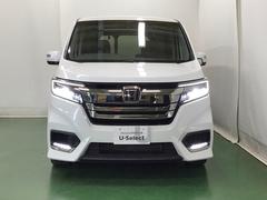 ＬＥＤヘッドライトを装備しています。ＬＥＤヘッドライトはとても明るく、雨の日や夜間走行も安全・安心です。オートライトコントロール付きで周囲の明るさに応じて自動で点灯・消灯します 6