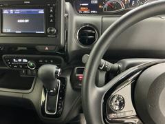 �����ǥ����ץ쥤�����ǥ�������������Ƥ��ޤ������ƥ���󥰺���¦�˥����ǥ�����Ϣ�Υ���ȥ����륹���å������֤��Ƥ��ޤ��������ϻ������餹���Ȥʤ���ž�˽���Ǥ��ޤ� 3