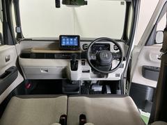 �ɥ饤�С����濴�˼����˼꤬�Ϥ����֤ˣ��ԥ��쥯�ȥ�С��䥨�������͡��������å��ʤɤ����֡��������ͥ��Ƥ��ޤ� 2