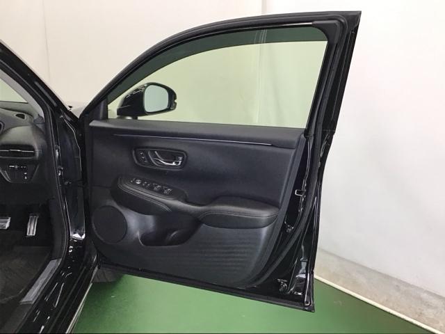 ＺＲ－Ｖ ｅ：ＨＥＶＺ　ドラレコ　ナビ　Ｒカメラ　ブルートゥース　サポカー　運転席パワーシート　Ｄレコ　キーフリー　本革シート　サイドエアバッグ　ＬＥＤライト　Ｓヒーター　地デジ　ＥＴＣ　イモビ　スマ－トキ－　オートクルーズ（68枚目）