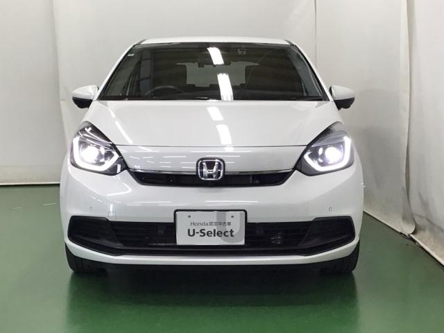フィット ｅ：ＨＥＶホーム　ドラレコ　ナビ　Ｒカメラ　ブルートゥース　前後ブレーキサポート　アラウンドビューモニター　盗難防止　クリアランスソナー　ＥＣＯモード　スマートキー　ＬＥＤヘッドライト　オートクルーズ　オートライト（6枚目）