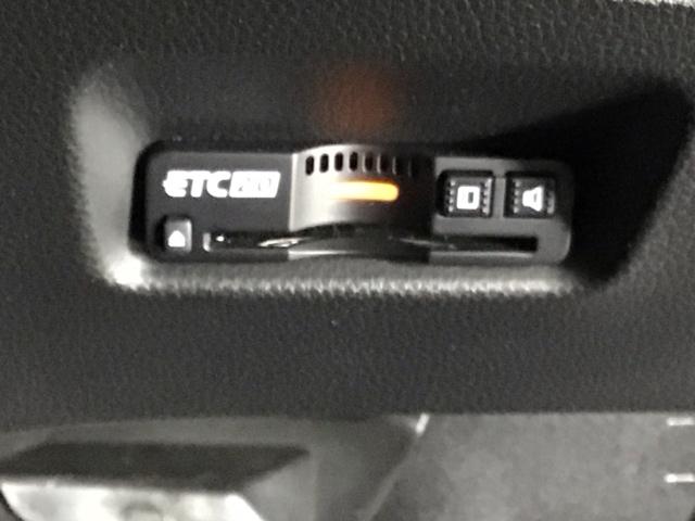 フィット ｅ：ＨＥＶホーム　ドラレコ　ナビ　Ｒカメラ　ブルートゥース　前後ブレーキサポート　アラウンドビューモニター　盗難防止　クリアランスソナー　ＥＣＯモード　スマートキー　ＬＥＤヘッドライト　オートクルーズ　オートライト（15枚目）