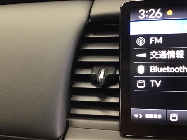 フィット ｅ：ＨＥＶホーム　ドラレコ　ナビ　Ｒカメラ　ブルートゥース　前後ブレーキサポート　アラウンドビューモニター　盗難防止　クリアランスソナー　ＥＣＯモード　スマートキー　ＬＥＤヘッドライト　オートクルーズ　オートライト（61枚目）