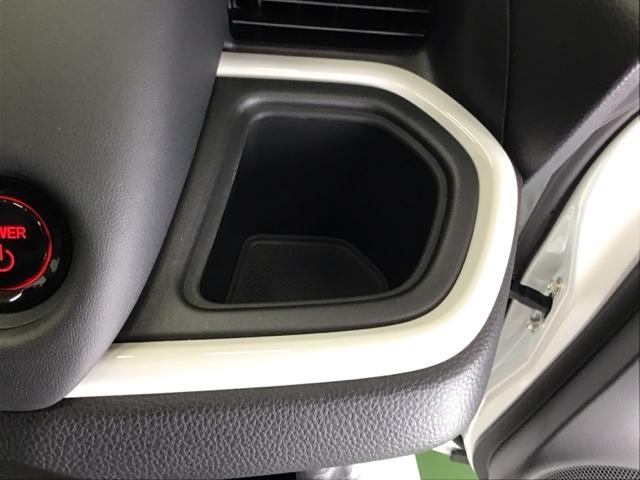 フィット ｅ：ＨＥＶホーム　ドラレコ　ナビ　Ｒカメラ　ブルートゥース　前後ブレーキサポート　アラウンドビューモニター　盗難防止　クリアランスソナー　ＥＣＯモード　スマートキー　ＬＥＤヘッドライト　オートクルーズ　オートライト（63枚目）