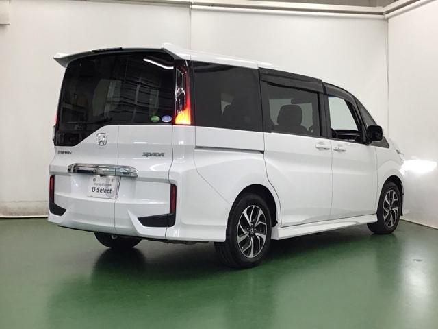 ステップワゴンスパーダ スパーダホンダセンシング　ナビ　Ｒカメラ　後席モニタ　ブルートゥース　両パワースライドドア　定期点検記録簿　地デジフルセグＴＶ　ＥＴＣ付　ＬＥＤヘットライト　スマ－トキ－　ＡＢＳ　パワーウィンドウ　後カメラ　ＶＳＡ　三列シート（8枚目）