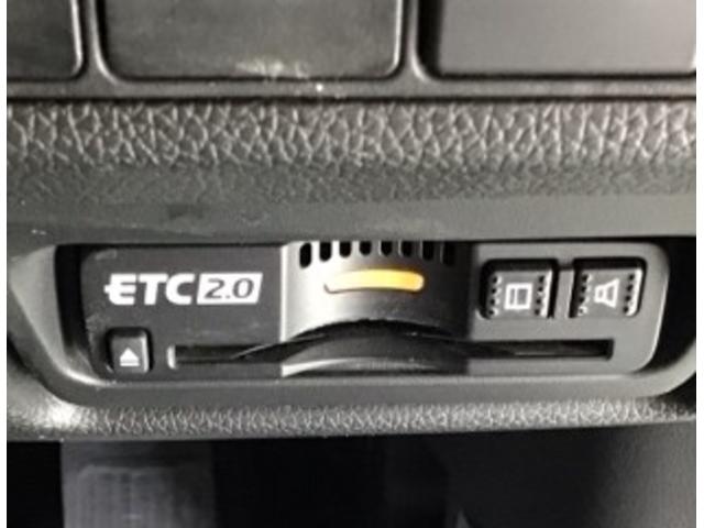 ステップワゴンスパーダ スパーダホンダセンシング　ナビ　Ｒカメラ　後席モニタ　ブルートゥース　両パワースライドドア　定期点検記録簿　地デジフルセグＴＶ　ＥＴＣ付　ＬＥＤヘットライト　スマ－トキ－　ＡＢＳ　パワーウィンドウ　後カメラ　ＶＳＡ　三列シート（14枚目）