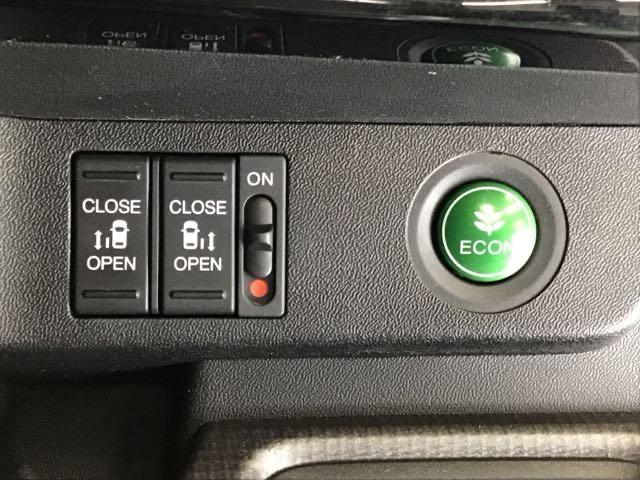 ステップワゴンスパーダ スパーダホンダセンシング　ナビ　Ｒカメラ　後席モニタ　ブルートゥース　両パワースライドドア　定期点検記録簿　地デジフルセグＴＶ　ＥＴＣ付　ＬＥＤヘットライト　スマ－トキ－　ＡＢＳ　パワーウィンドウ　後カメラ　ＶＳＡ　三列シート（24枚目）