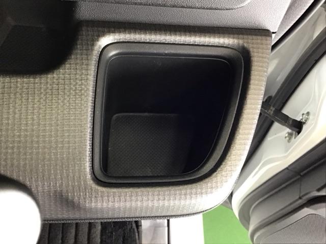 ステップワゴンスパーダ スパーダホンダセンシング　ナビ　Ｒカメラ　後席モニタ　ブルートゥース　両パワースライドドア　定期点検記録簿　地デジフルセグＴＶ　ＥＴＣ付　ＬＥＤヘットライト　スマ－トキ－　ＡＢＳ　パワーウィンドウ　後カメラ　ＶＳＡ　三列シート（59枚目）