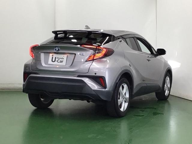 Ｃ－ＨＲ ＳＬＥＤエディション　ナビ　Ｒカメラ　ブルートゥース　フルセグ　助手席エアバッグ　定期点検記録簿　地デジＴＶ　ＥＴＣ付き　クルコン　アイドリングストップ　ＬＥＤヘットライト　ＤＶＤ　イモビライザー　オートエアコン　キーレス（8枚目）