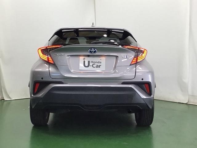 Ｃ－ＨＲ ＳＬＥＤエディション　ナビ　Ｒカメラ　ブルートゥース　フルセグ　助手席エアバッグ　定期点検記録簿　地デジＴＶ　ＥＴＣ付き　クルコン　アイドリングストップ　ＬＥＤヘットライト　ＤＶＤ　イモビライザー　オートエアコン　キーレス（9枚目）