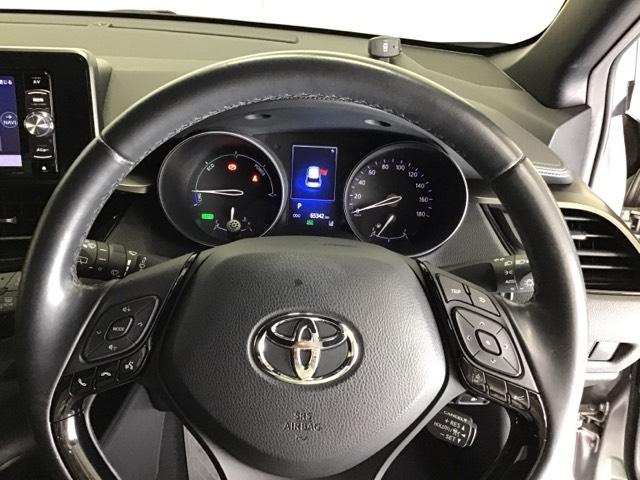 Ｃ－ＨＲ ＳＬＥＤエディション　ナビ　Ｒカメラ　ブルートゥース　フルセグ　助手席エアバッグ　定期点検記録簿　地デジＴＶ　ＥＴＣ付き　クルコン　アイドリングストップ　ＬＥＤヘットライト　ＤＶＤ　イモビライザー　オートエアコン　キーレス（19枚目）