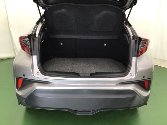 Ｃ－ＨＲ ＳＬＥＤエディション　ナビ　Ｒカメラ　ブルートゥース　フルセグ　助手席エアバッグ　定期点検記録簿　地デジＴＶ　ＥＴＣ付き　クルコン　アイドリングストップ　ＬＥＤヘットライト　ＤＶＤ　イモビライザー　オートエアコン　キーレス（22枚目）