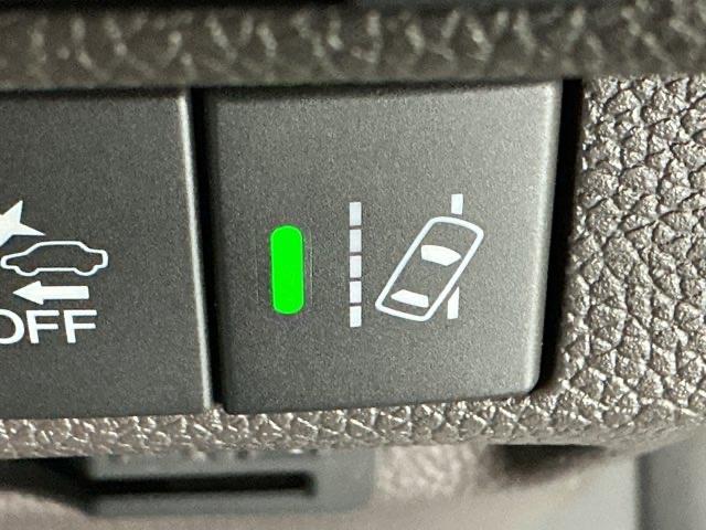 フリード Ｇ・ホンダセンシング　ナビ　Ｒカメラ　ブルートゥース　ＥＴＣ　追突被害軽減ブレーキ　ｉストップ　Ｗエアバッグ　パワーウィンドウ　アクティブクルーズコントロール　スマートキ　カラーバックモニター　整備点検記録簿　ＶＳＡ（24枚目）