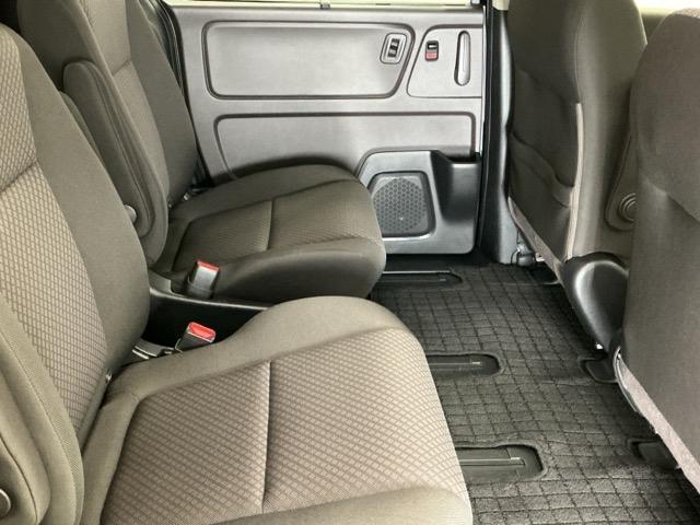フリード Ｇ・ホンダセンシング　ナビ　Ｒカメラ　ブルートゥース　ＥＴＣ　追突被害軽減ブレーキ　ｉストップ　Ｗエアバッグ　パワーウィンドウ　アクティブクルーズコントロール　スマートキ　カラーバックモニター　整備点検記録簿　ＶＳＡ（70枚目）