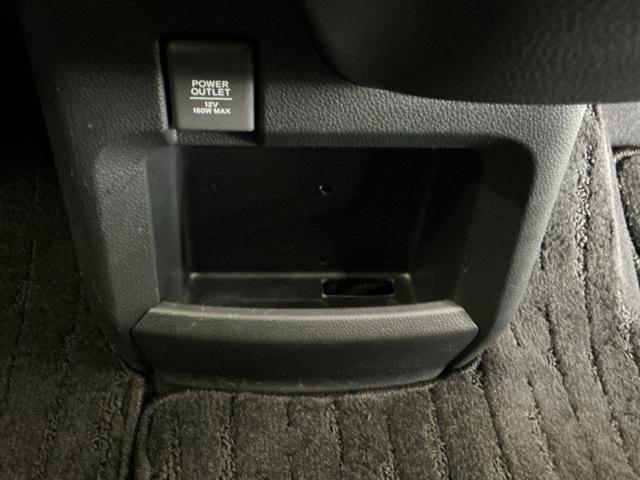 Ｎ－ＷＧＮカスタム Ｌ・ターボホンダセンシング　ナビ　Ｒカメラ　ブルートゥース　フルセグ　ブレーキサポート　盗難警報装置　横滑り防止機能　サイドエアバック　クルーズＣ　クリアランスソナ　ＬＥＤヘッド　シ－トヒ－タ－　リヤカメラ　タ－ボ　整備記録簿（67枚目）