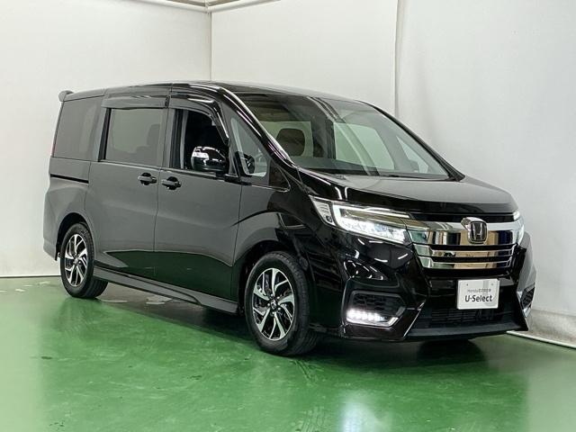 ステップワゴンスパーダ スパーダホンダセンシング　ディスプレイオーディオ　Ｒカメラ　ＴＶ　盗難防止　助手席エアバッグ　Ｗパワスラ　記録簿有　ＬＥＤライト　横滑り防止システム　オートエアコン　リアカメラ　ＵＳＢ　三列シート　アイドリングＳ　ＥＴＣ付（7枚目）