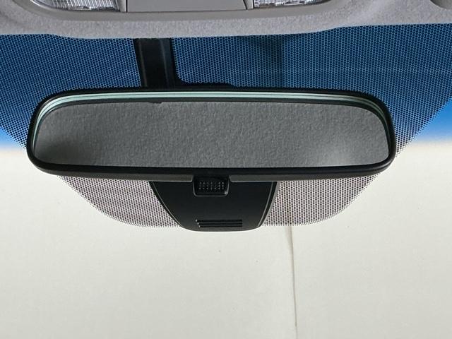ステップワゴンスパーダ スパーダホンダセンシング　ディスプレイオーディオ　Ｒカメラ　ＴＶ　盗難防止　助手席エアバッグ　Ｗパワスラ　記録簿有　ＬＥＤライト　横滑り防止システム　オートエアコン　リアカメラ　ＵＳＢ　三列シート　アイドリングＳ　ＥＴＣ付（54枚目）