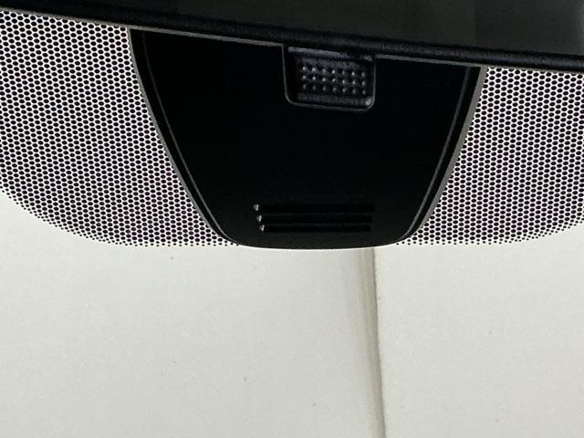 ステップワゴンスパーダ スパーダホンダセンシング　ディスプレイオーディオ　Ｒカメラ　ＴＶ　盗難防止　助手席エアバッグ　Ｗパワスラ　記録簿有　ＬＥＤライト　横滑り防止システム　オートエアコン　リアカメラ　ＵＳＢ　三列シート　アイドリングＳ　ＥＴＣ付（61枚目）