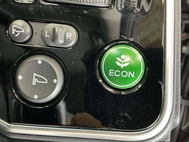 グレイス ハイブリッドＥＸ　ナビ　Ｒカメラ　ブルートゥース　フルセグ　スマートキ－　運転席エアバッグ　Ａストップ　地上デジタル　エアコン　ＬＥＤヘッドランプ　クルーズＣ　ＤＶＤ再生可能　キーレスエントリー　パワーウィンドウ（22枚目）