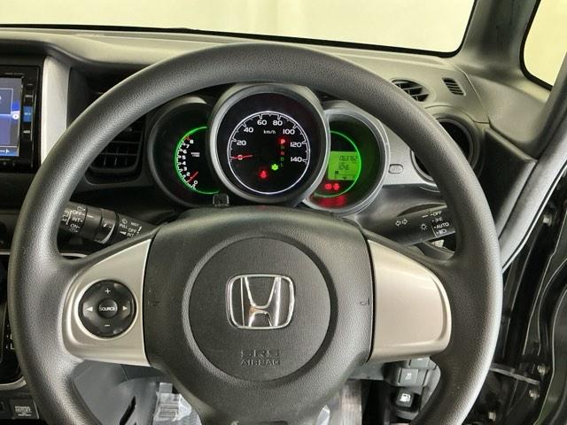 Ｎ－ＢＯＸ Ｇ・Ｌパッケージ　ナビ　Ｒカメラ　ブルートゥース　フルセグ　Ｉ－ＳＴＯＰ　ベンチ席　メンテナンスノート　カラーバックモニター　全席ＰＷ　イモビライザー　地ＴＶ　ＡＡＣ　横滑り防止　スマートキー　ＤＶＤ再生　ＡＢＳ（19枚目）