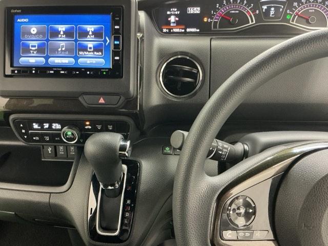 Ｎ－ＢＯＸ Ｇ・Ｌホンダセンシング　ドラレコ　ナビ　Ｒカメラ　ブルートゥース　レーダブレーキ　Ｓヒータ　Ａストップ　カーテンエアバック　ＥＳＣ　キーフリーシステム　ＬＥＤライト　オートライト　フルセグ対応　バックＭ　ＵＳＢ　スマートキー（3枚目）