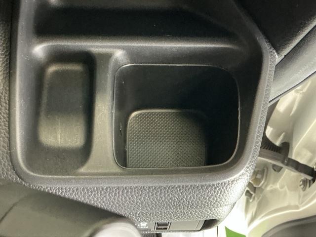 Ｎ－ＢＯＸ Ｇ・Ｌホンダセンシング　ドラレコ　ナビ　Ｒカメラ　ブルートゥース　レーダブレーキ　Ｓヒータ　Ａストップ　カーテンエアバック　ＥＳＣ　キーフリーシステム　ＬＥＤライト　オートライト　フルセグ対応　バックＭ　ＵＳＢ　スマートキー（19枚目）