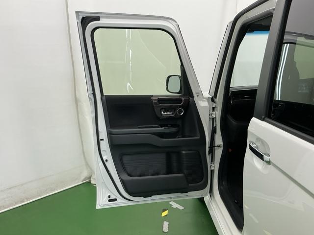 Ｎ－ＢＯＸカスタム Ｇ・Ｌホンダセンシング　ドラレコ　ナビ　Ｒカメラ　ブルートゥース　地デジＴＶ　整備記録簿　助手席エアバッグ　キーレス　シートＨ　アイドリングＳＴ　セキュリティーアラーム　スマ－トキ－　リアカメラ　ＥＴＣ　前車追従機能　ＵＳＢ（51枚目）