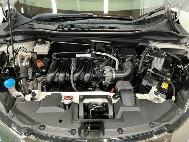 ヴェゼル ハイブリッドＲＳ・ホンダセンシング　ナビ　Ｒカメラ　ブルートゥース　フルセグ　ＥＴＣ付　定期点検記録簿　サイドＳＲＳ　フルオートエアコン　ＵＳＢ接続　両席エアバック　スマキー　オートクルーズコントロール　衝突軽減ブレーキシステム　イモビ（31枚目）