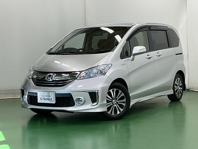 フリードハイブリッド ジャストセレクション　ナビ　Ｒカメラ　ブルートゥース　フルセグ　セキュリティー　横滑り防止機能　記録簿　地デジ　エアバック　ＤＶＤ再生可能　キーレスエントリー　ＰＳ　ＥＴＣ　３列　サイドカーテンエアバック　ＡＢＳ（10枚目）