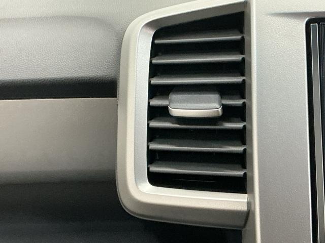 フリードハイブリッド ジャストセレクション　ナビ　Ｒカメラ　ブルートゥース　フルセグ　セキュリティー　横滑り防止機能　記録簿　地デジ　エアバック　ＤＶＤ再生可能　キーレスエントリー　ＰＳ　ＥＴＣ　３列　サイドカーテンエアバック　ＡＢＳ（61枚目）