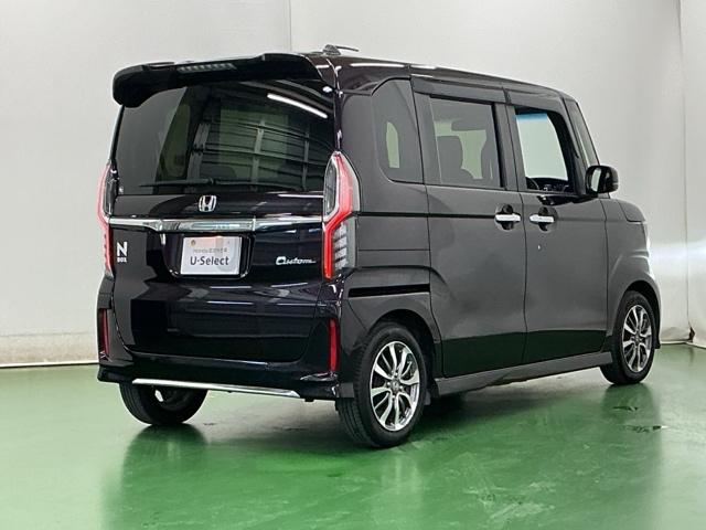 Ｎ－ＢＯＸカスタム Ｌ　ナビ　Ｒカメラ　ブルートゥース　フルセグ　Ｐソナー　サイドエアバッグ　Ａストップ　シートヒータ　ベンチシート　点検記録簿　キーフリーシステム　ＬＥＤライト　リアカメ　クルーズコントロール　ＡＣ　ＵＳＢ（8枚目）