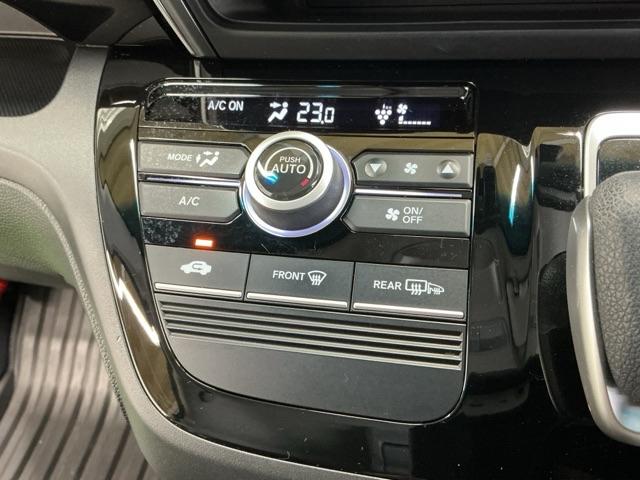 フリードハイブリッド ハイブリッド・モデューロX ドラレコ ナビ Rカメラ 後席モニター アイドリングストップ オートエアコン DVD スマ-トキ- クルコン LEDヘッドライト リアカメラ 衝突被害軽減システム VSA ETC フルセグTV USB(17枚目)