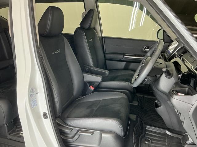 フリードハイブリッド ハイブリッド・モデューロX ドラレコ ナビ Rカメラ 後席モニター アイドリングストップ オートエアコン DVD スマ-トキ- クルコン LEDヘッドライト リアカメラ 衝突被害軽減システム VSA ETC フルセグTV USB(22枚目)