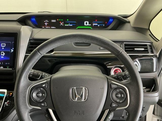 フリードハイブリッド ハイブリッド・モデューロX ドラレコ ナビ Rカメラ 後席モニター アイドリングストップ オートエアコン DVD スマ-トキ- クルコン LEDヘッドライト リアカメラ 衝突被害軽減システム VSA ETC フルセグTV USB(25枚目)