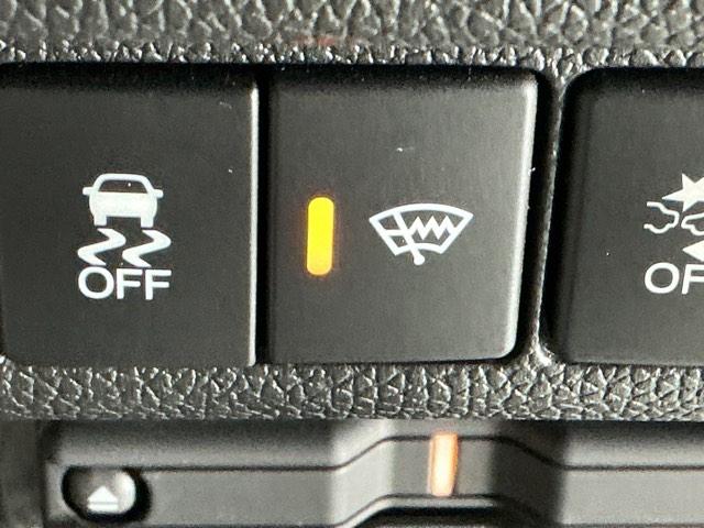 フリードハイブリッド ハイブリッド・モデューロX ドラレコ ナビ Rカメラ 後席モニター アイドリングストップ オートエアコン DVD スマ-トキ- クルコン LEDヘッドライト リアカメラ 衝突被害軽減システム VSA ETC フルセグTV USB(55枚目)