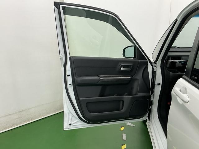 フリードハイブリッド ハイブリッド・モデューロX ドラレコ ナビ Rカメラ 後席モニター アイドリングストップ オートエアコン DVD スマ-トキ- クルコン LEDヘッドライト リアカメラ 衝突被害軽減システム VSA ETC フルセグTV USB(61枚目)