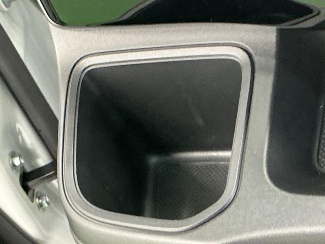 フリードハイブリッド ハイブリッド・モデューロX ドラレコ ナビ Rカメラ 後席モニター アイドリングストップ オートエアコン DVD スマ-トキ- クルコン LEDヘッドライト リアカメラ 衝突被害軽減システム VSA ETC フルセグTV USB(70枚目)