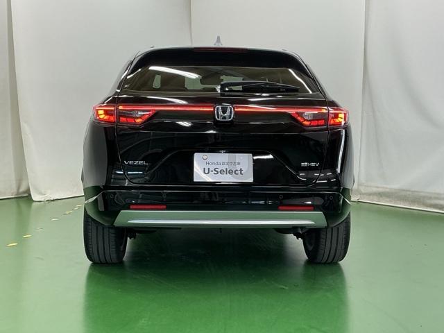 ヴェゼル e:HEVPLaY ナビ Rカメラ ブルートゥース フルセグ 衝突被害軽減ブレーキ カーテンエアバッグ 盗難防止装置 アイドルストップ Pセンサー ABS ESC フルオートエアコン リアカメラ シートヒータ エアバッグ(10枚目)