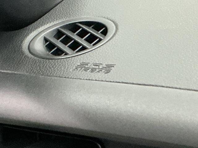 ヴェゼル e:HEVPLaY ナビ Rカメラ ブルートゥース フルセグ 衝突被害軽減ブレーキ カーテンエアバッグ 盗難防止装置 アイドルストップ Pセンサー ABS ESC フルオートエアコン リアカメラ シートヒータ エアバッグ(60枚目)