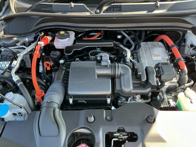 ヴェゼル ｅ：ＨＥＶＺ　コンビシート（プライムスムース×ファブリック）専用インテリア　衝突回避支援ブレーキ機能　スマキ　フルオートエアコン　エアバッグ　両席エアバック　記録簿付　パワーウィンドウ　ＬＥＤランプ　ソナー　ＡＢＳ（30枚目）