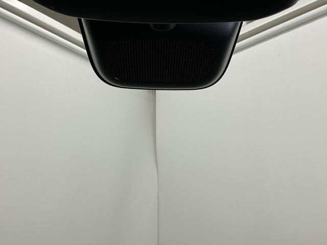 ヴェゼル ｅ：ＨＥＶＺ　コンビシート（プライムスムース×ファブリック）専用インテリア　衝突回避支援ブレーキ機能　スマキ　フルオートエアコン　エアバッグ　両席エアバック　記録簿付　パワーウィンドウ　ＬＥＤランプ　ソナー　ＡＢＳ（52枚目）